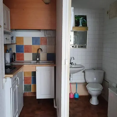 Appartement 6 Couchages 150 M De La Et A Quelques Secondes Des Commerces Wifi Gratuit *